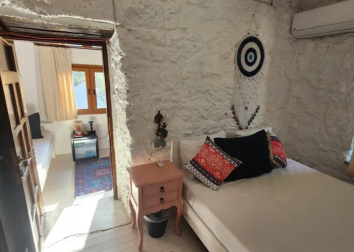 Hotel Kapela Tas Alacati *